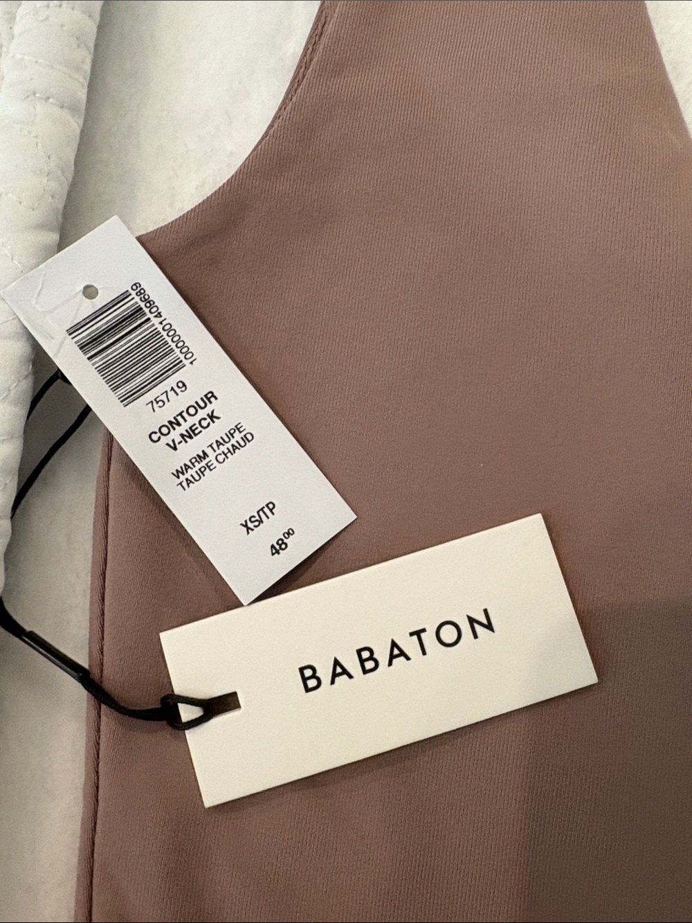 Aritzia Babaton Taupe Contour V-Neck Tank bodysuit and brown crop knit SZ xs NWT - Picture 3 of 9